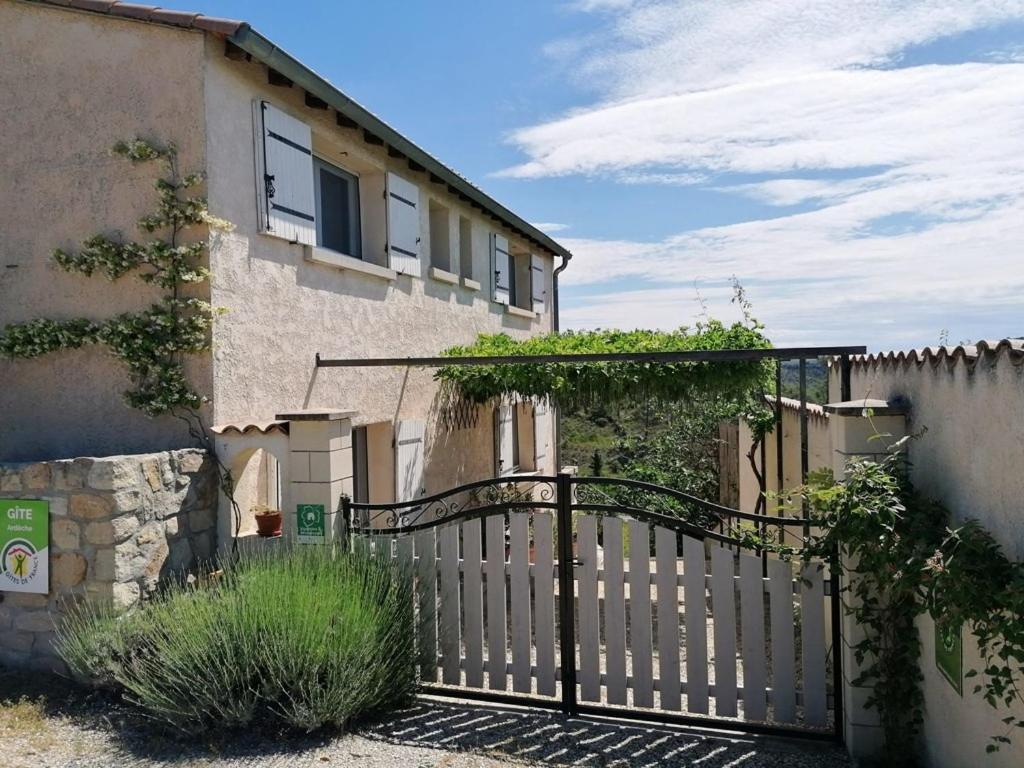 La Cayrade Villa Uzer  Exteriör bild