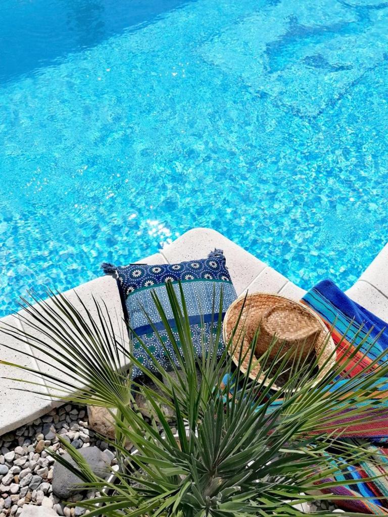 La Cayrade Villa Uzer  Exteriör bild